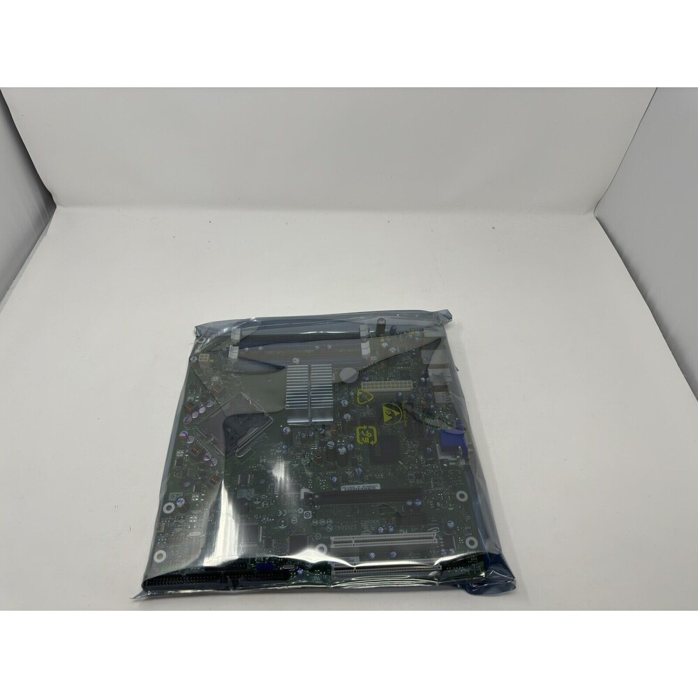 New Sealed Intel E210882/DQ965C O Core 2 Duo Desktop Motherboard D33025+
